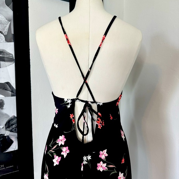 Express Halter Neck Open Back Maxi Dress - Picture 2 of 4